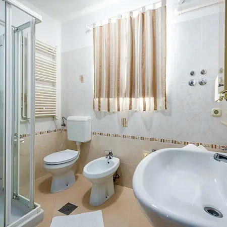 Holiday home Santa Domenica Nedescina